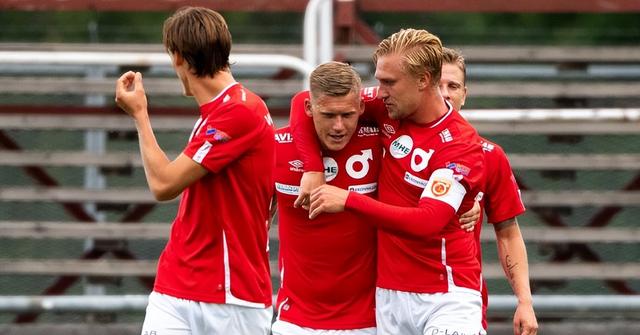 英等强敌 英等强敌